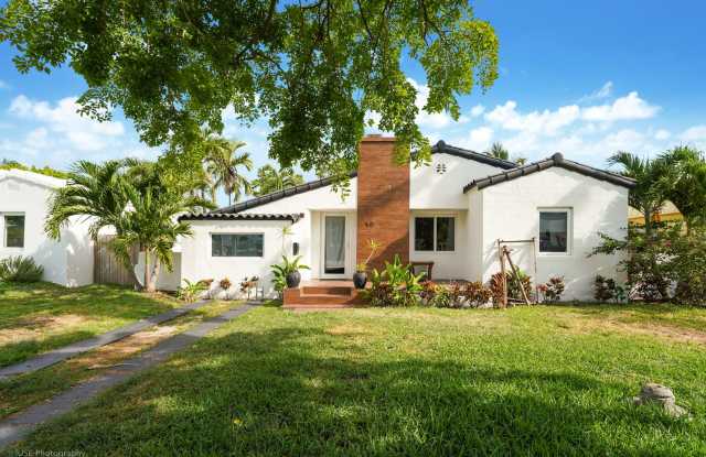 Photo of Modern 3-Bedroom Rental in Prestigious Miami Beach Neighborhood