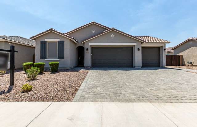 Photo of Beautiful move-in ready home in Goodyear!