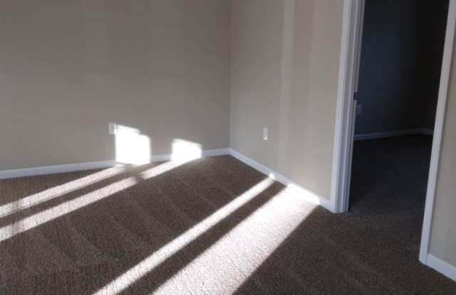 Now available 3 Bedroom 2 Bath Single Family Home - White Pine, TN