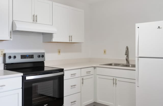 Wild Grove Apartments - 702 NICC