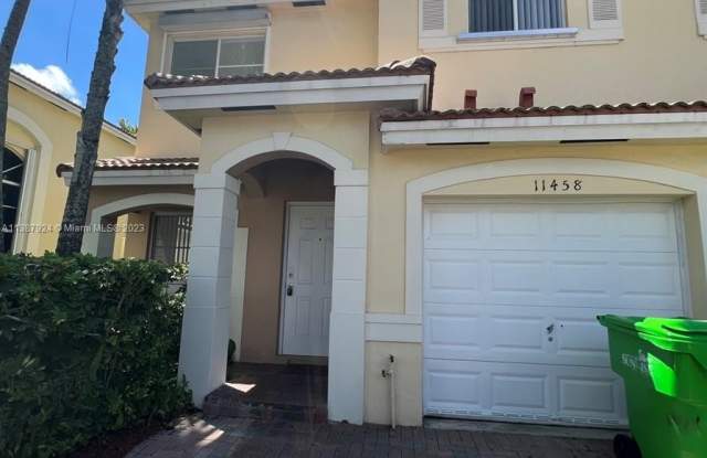 11458 NW 33rd St