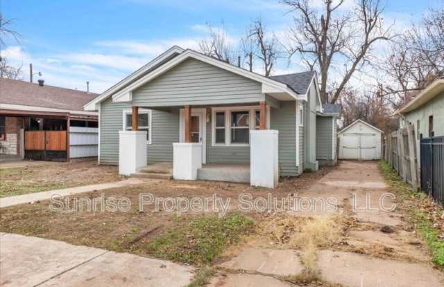 Photo of 1704 NW 32nd St