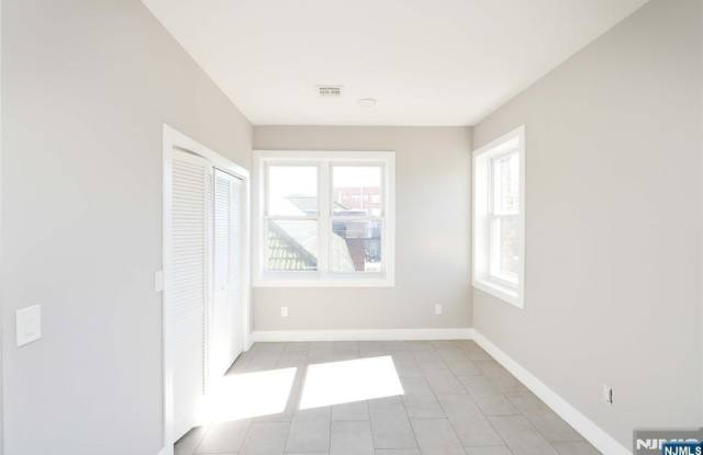 7 Watsessing Avenue 2R