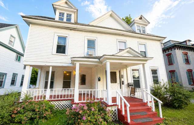 213 Clinton Street