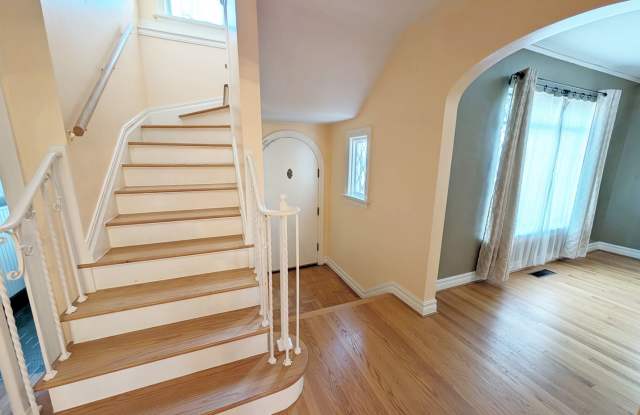 Gorgeous Colonial Home