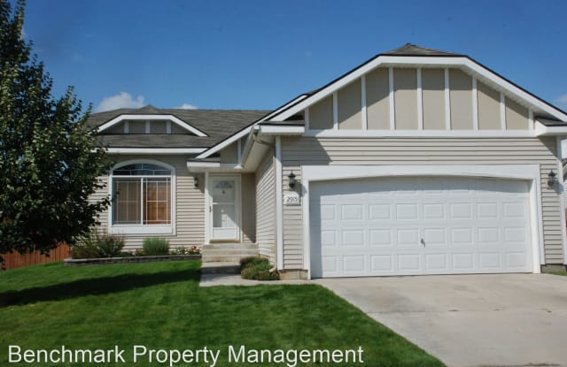 2915 W. Elmwood Drive - 2915 West Elmwood Drive, Coeur d'Alene, ID 83815