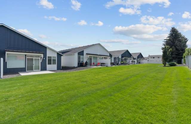 604 South Crescent Lane - 1