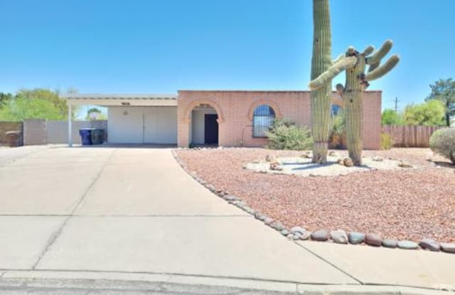 302 N Loquat Ave, Tucson, AZ 85710 - 302 North Loquat Avenue, Tucson, AZ 85710