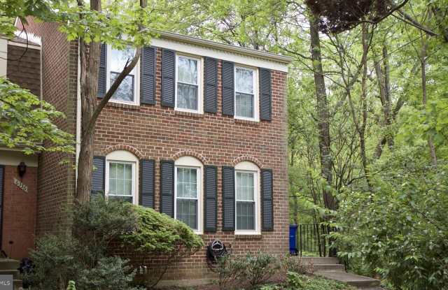 6338 MONTROSE ROAD