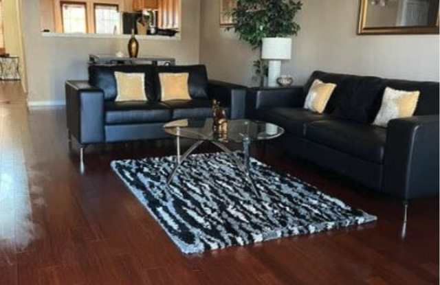 10625 Prairie Ridge Lane