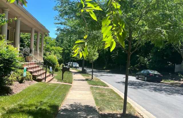 306 PURE SPRING CRESCENT