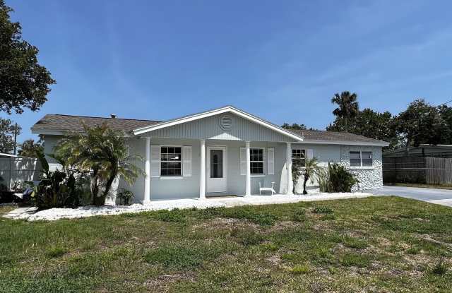 Photo of 451 WHITING Lane