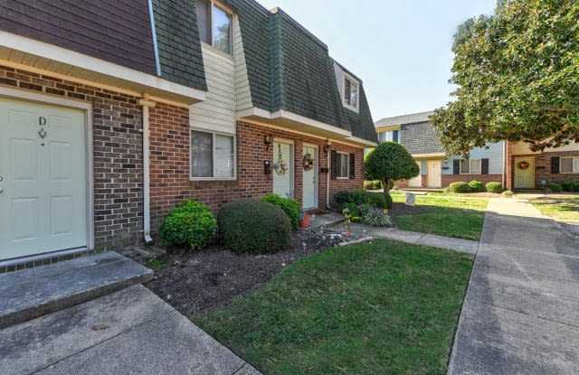 574 Turnberry Blvd Unit D12