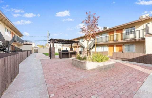 3011 Arville St Unit E31