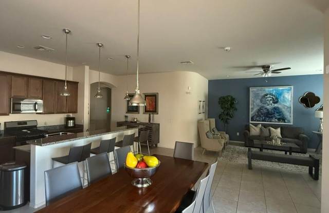 7968 N Placita Marquitos