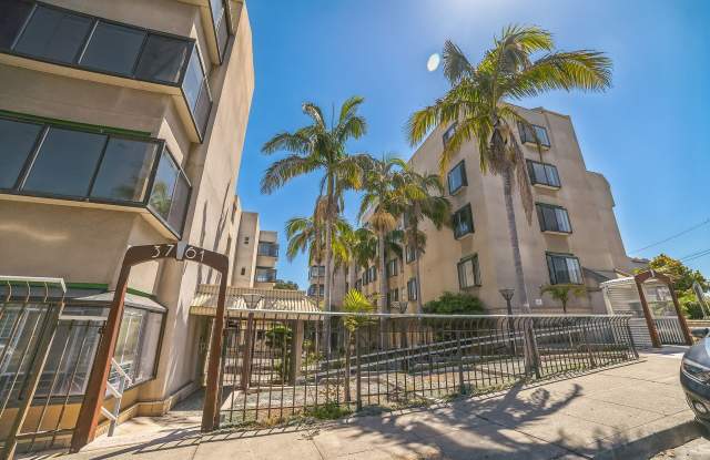 Photo of Park Glenview Apartments- Boutique Senior Living