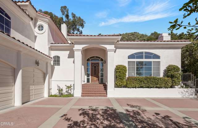 1563 Scenic Drive