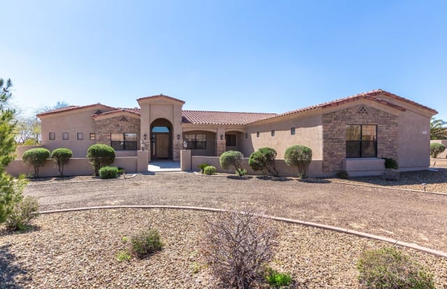 805 W WINDWARD Court - 805 West Windward Court, New River, AZ 85086