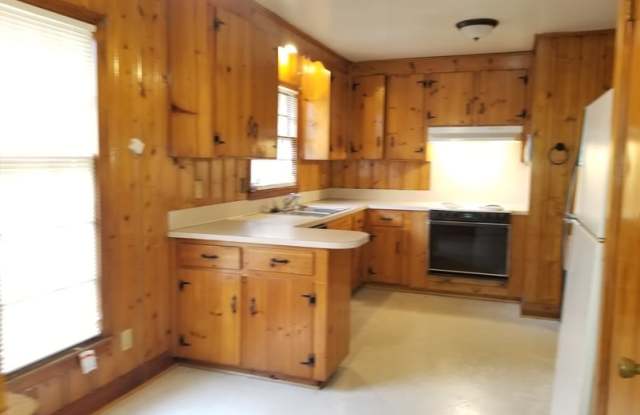 2923 Amity Garden Court