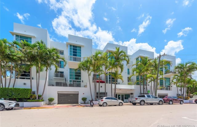 7744 Collins Ave - 7744 Collins Ave, Miami Beach, FL 33141