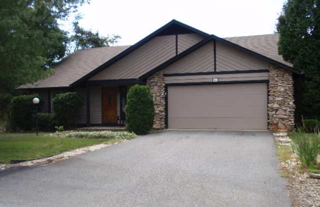 Photo of 10 Josie Lane