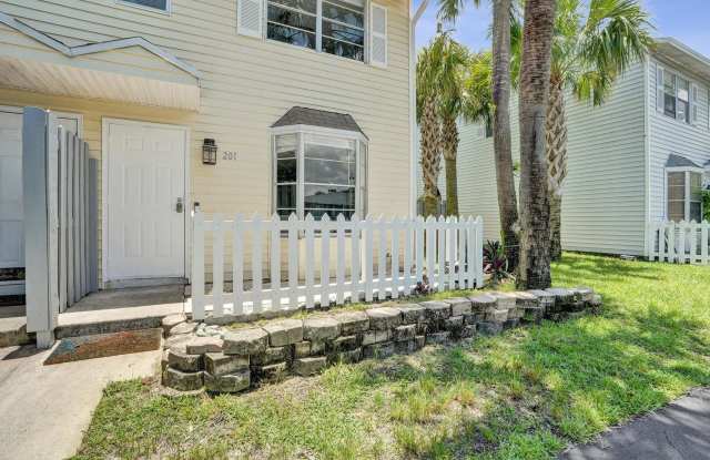 201 SW 3rd Street