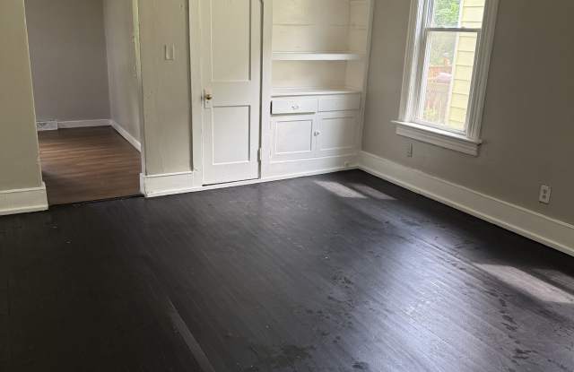 2460 North 30th Street