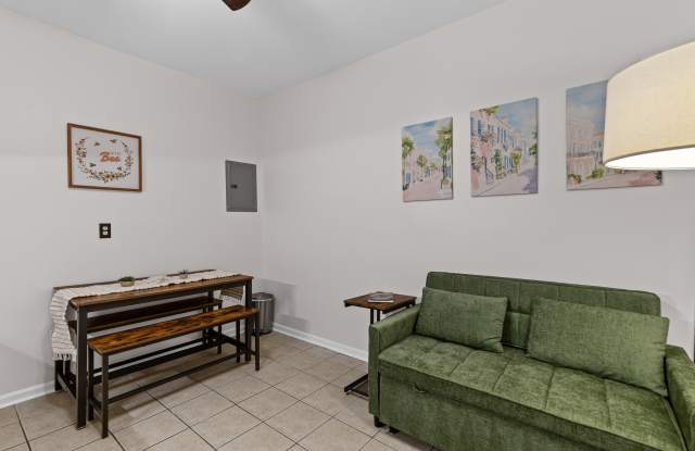 24 Bee Street unit: F