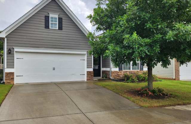 Short-Term Rental 1 Bedroom 1 Bath Studio Apartment in Newnan, GA