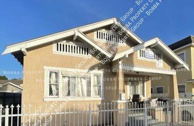 2124 Linden Ave