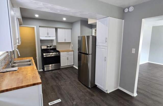 12505 Arlington Avenue