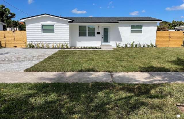 31 E 52nd Pl - 31 East 52nd Place, Hialeah, FL 33013