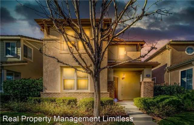 2511 Aurora Lane
