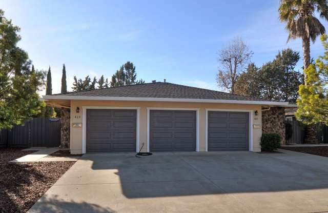 415 Pinehurst Ave