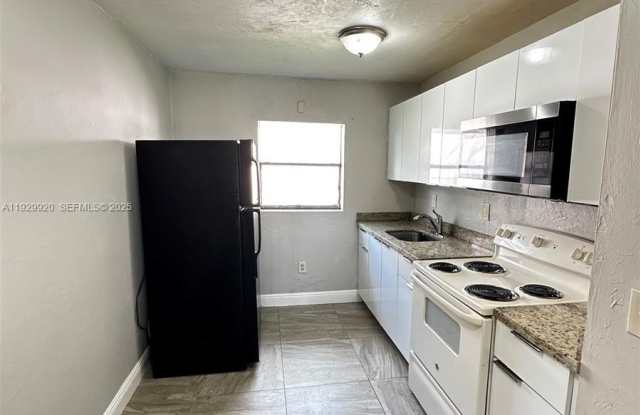 Photo of 2120 NW 4th St