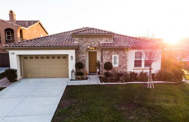 15693 S Cliff Court - 15693 South Cliff Court, Riverside County, CA 92503