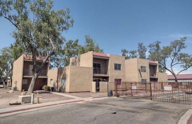 Photo of 2838 E MARCONI Avenue unit: 203