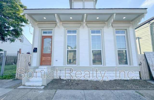 2134 Pauger St.
