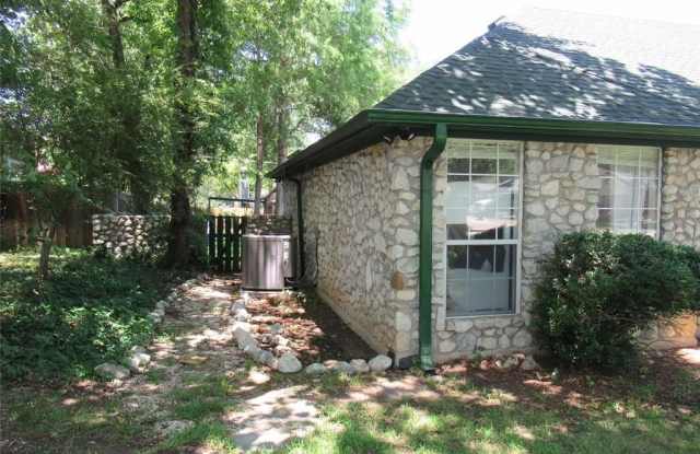 707 High Crest Drive