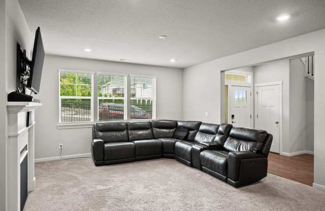 17000 Southeast Hemrich Road