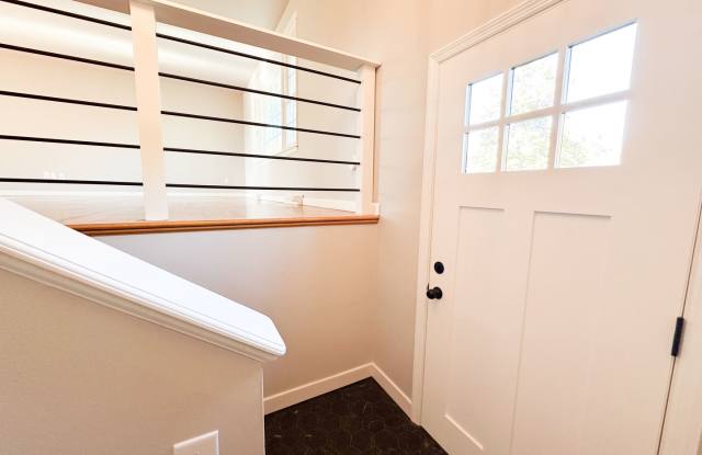 4 bed/ 2 bath Single-Family Home