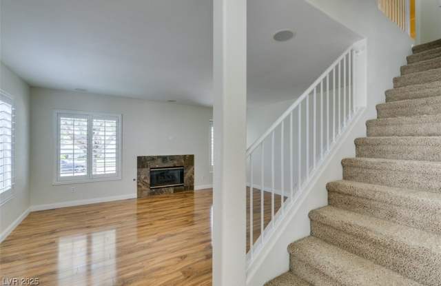 205 Luninborg Street