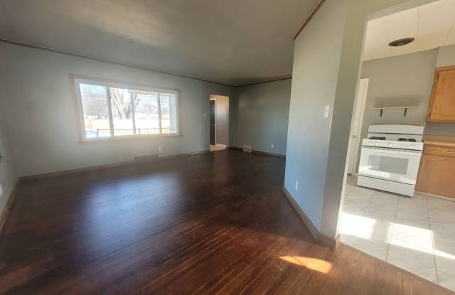 4 Bedroom, 2 Bathroom Home with Garage!
