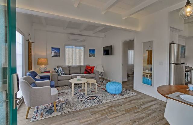 MONTHLY | Fully Furnished | 1076 Seaward | Pierpont | 1 Bedroom + 1 Bathroom - 1076 South Seaward Avenue, Ventura, CA 93001