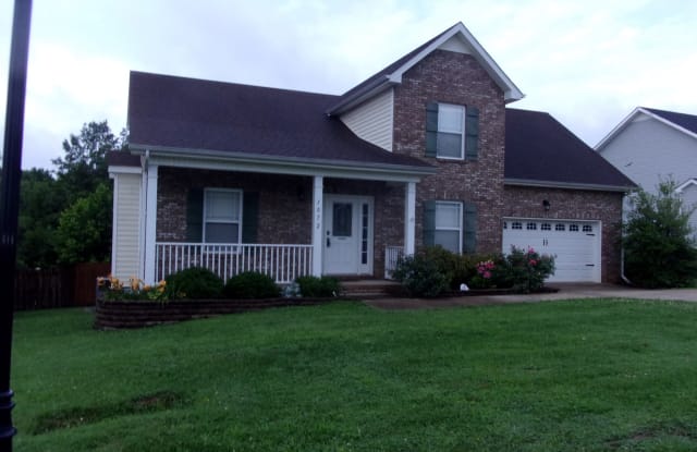 1072 ISHEE DR - 1072 Ishee Drive, Clarksville, TN 37042