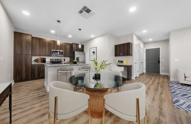 Album Cooley Station 55+ Active Adult Apartment Homes