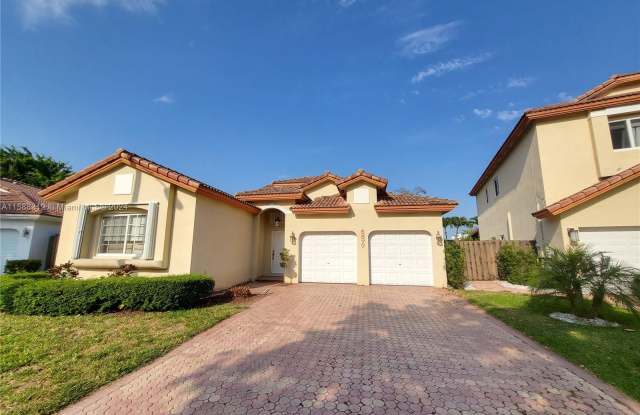 5877 NW 108th Pl