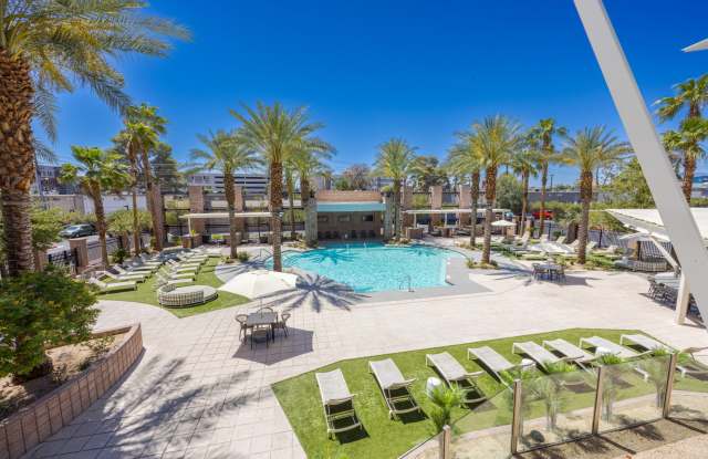 The Rays at Vegas Towers