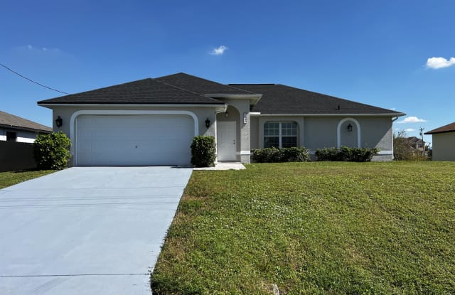 1507 Southwest 21st Avenue - 1507 Southwest 21st Avenue, Cape Coral, FL 33991