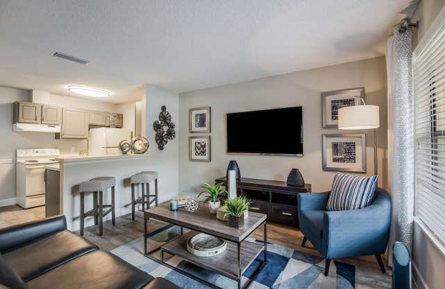 Sanford Landing Apartments